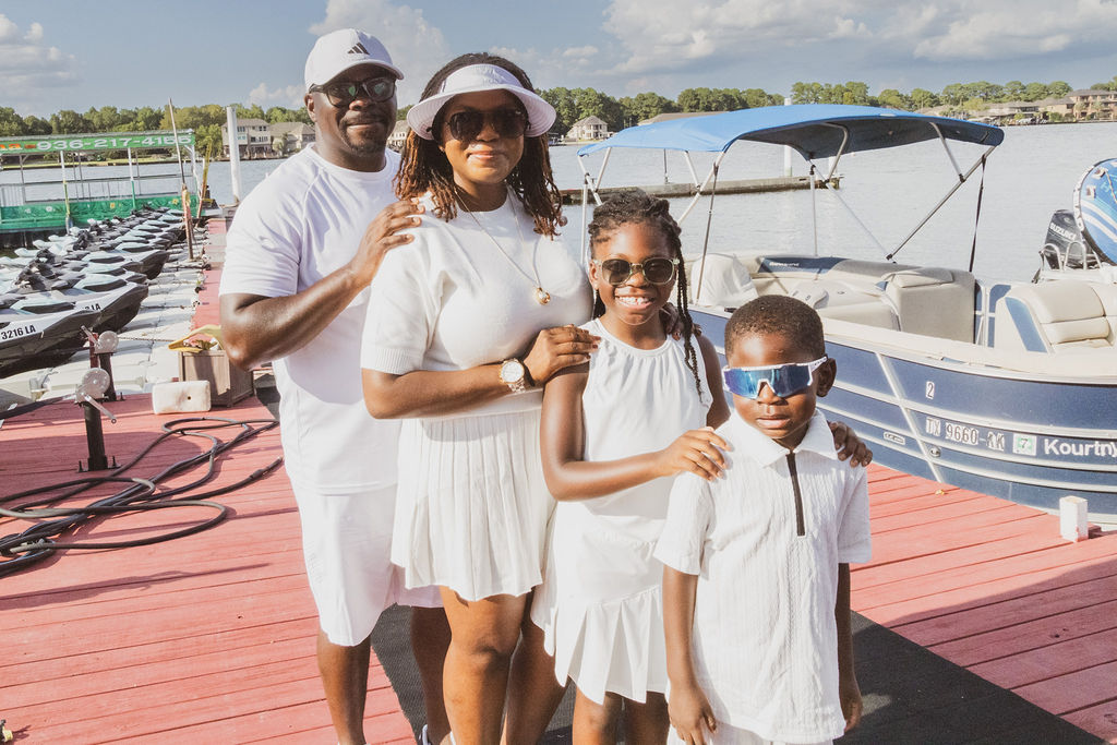 Stephen Yeti & Family — image 30